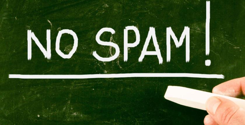 La location d'adresse emails est interdite par la loi